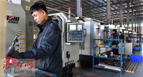 伊川縣趙溝村 建起汽車零部件加工廠 村民就近務(wù)工增收